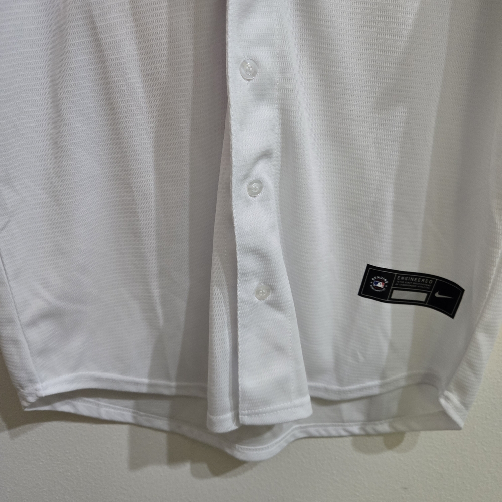 Nike Men's San Diego Padres City Connect Jersey #13 Size Small - Picture 9 of 11